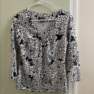 Ann Taylor Black and White Floral Long Sleeve Top